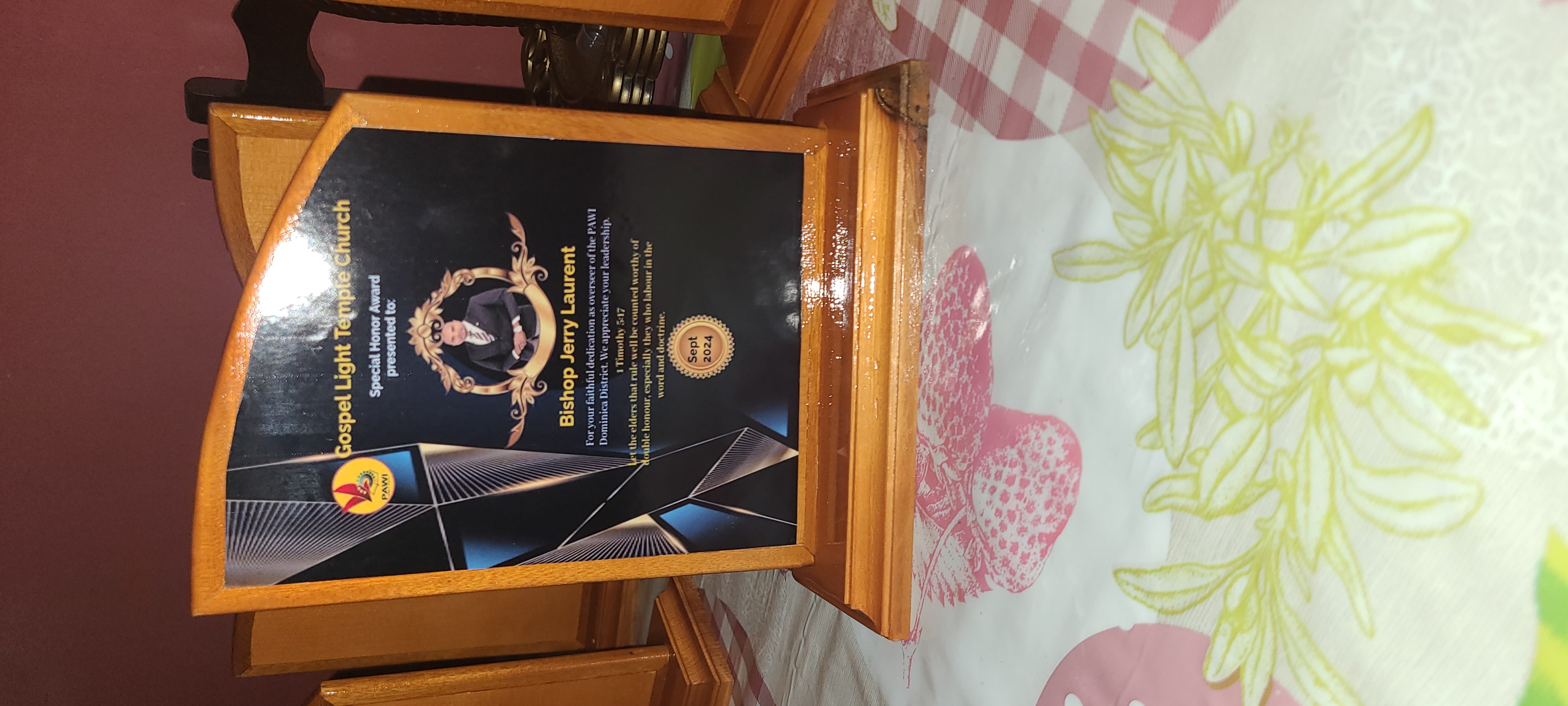 Award and plaque 4